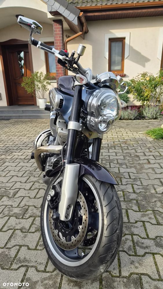 Yamaha MT - 19