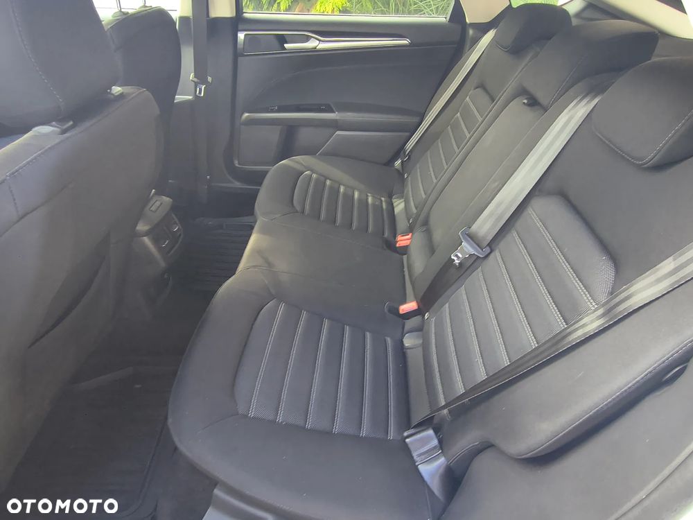 Ford Mondeo - 14