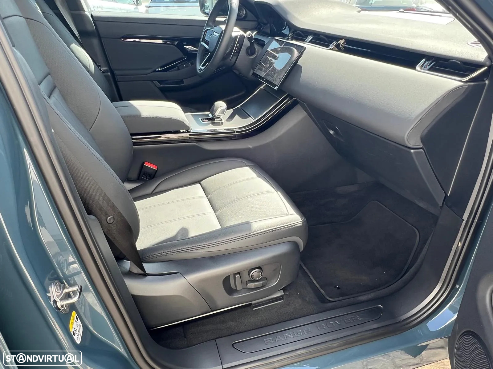 Land Rover Range Rover Evoque - 10