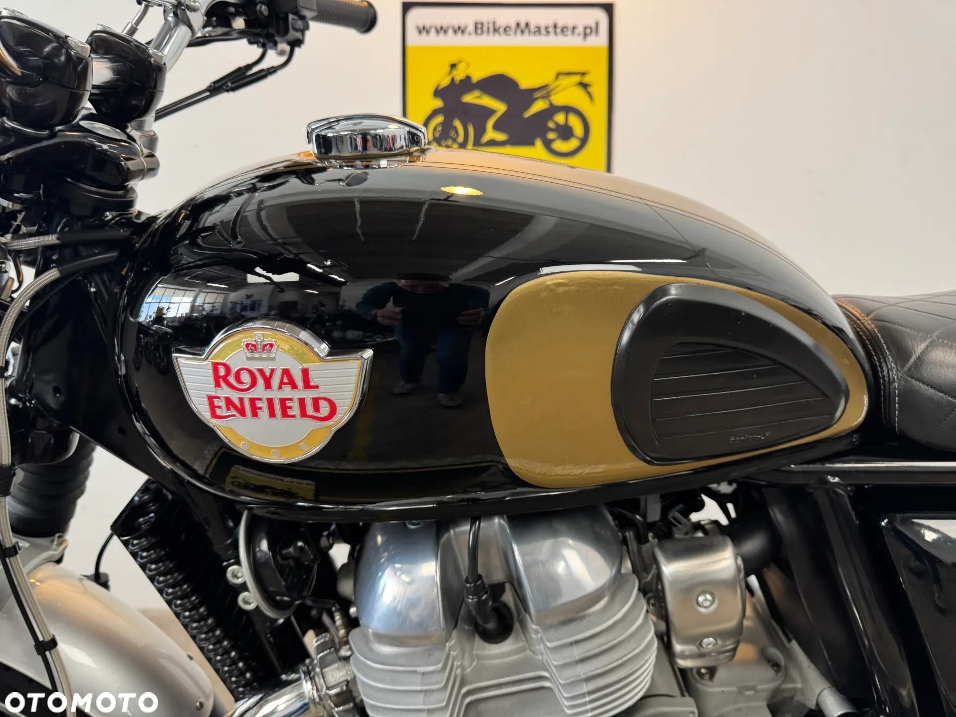 Royal Enfield Interceptor - 21