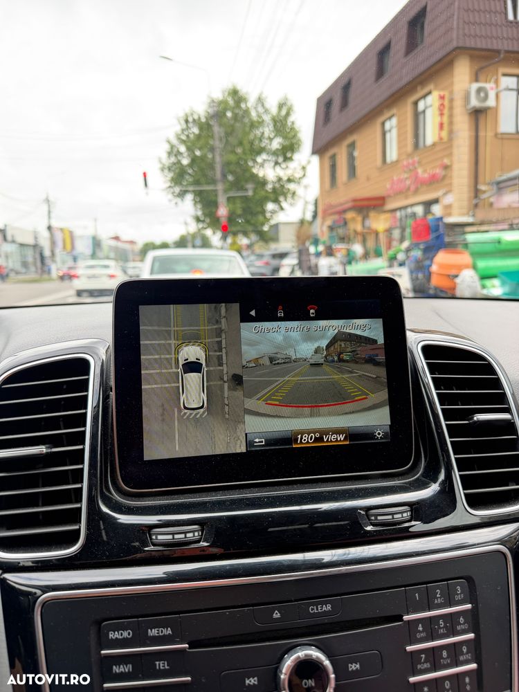 Mercedes-Benz GLE 250 d - 13