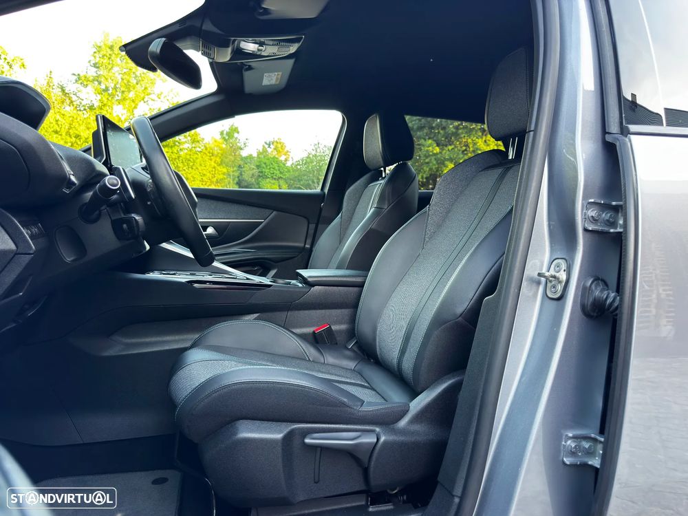 Peugeot 3008 1.6 Hybrid4 Allure Pack e-EAT8 - 5