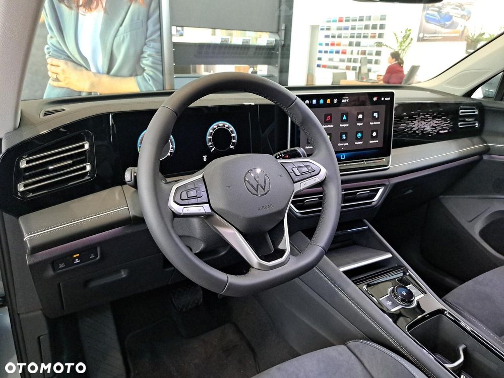 Volkswagen Tiguan - 9