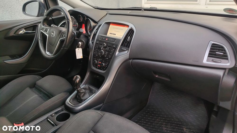 Opel Astra 1.4 T Cosmo EU6 - 16
