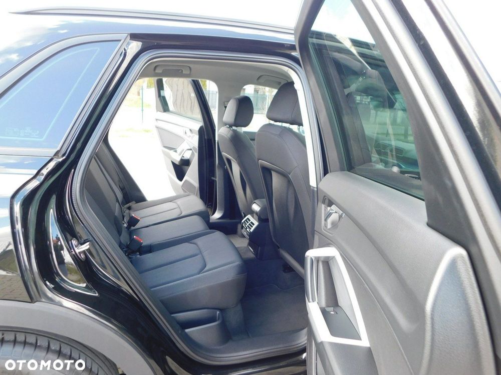 Audi Q3 35 TDI S tronic - 11