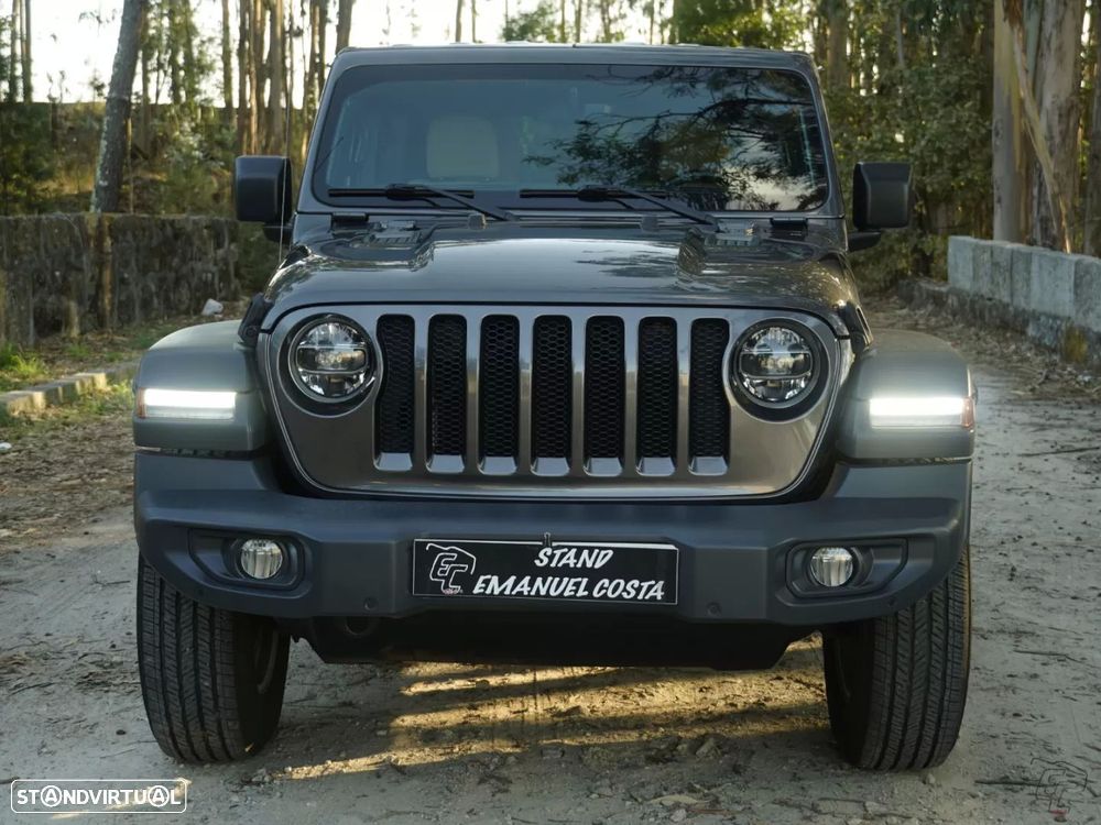Jeep Wrangler Unlimited 2.2 CRD Sahara AT - 2