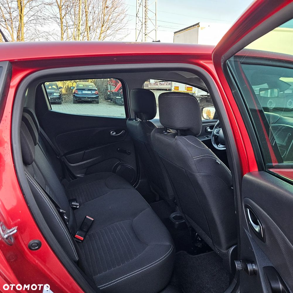 Renault Clio 1.2 16V 75 LIMITED - 14