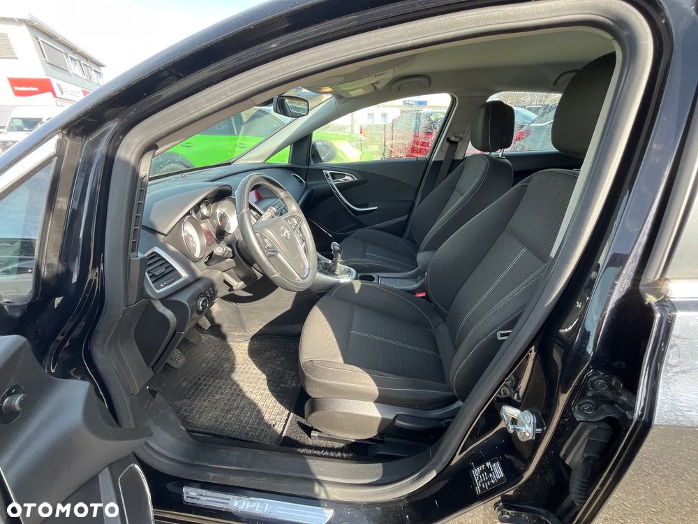 Opel Astra 1.6 Turbo Sport - 11