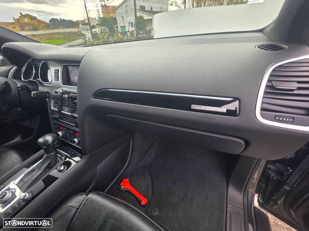 Audi Q7 3.0 V6 TDi quattro S-line Tiptronic - 27