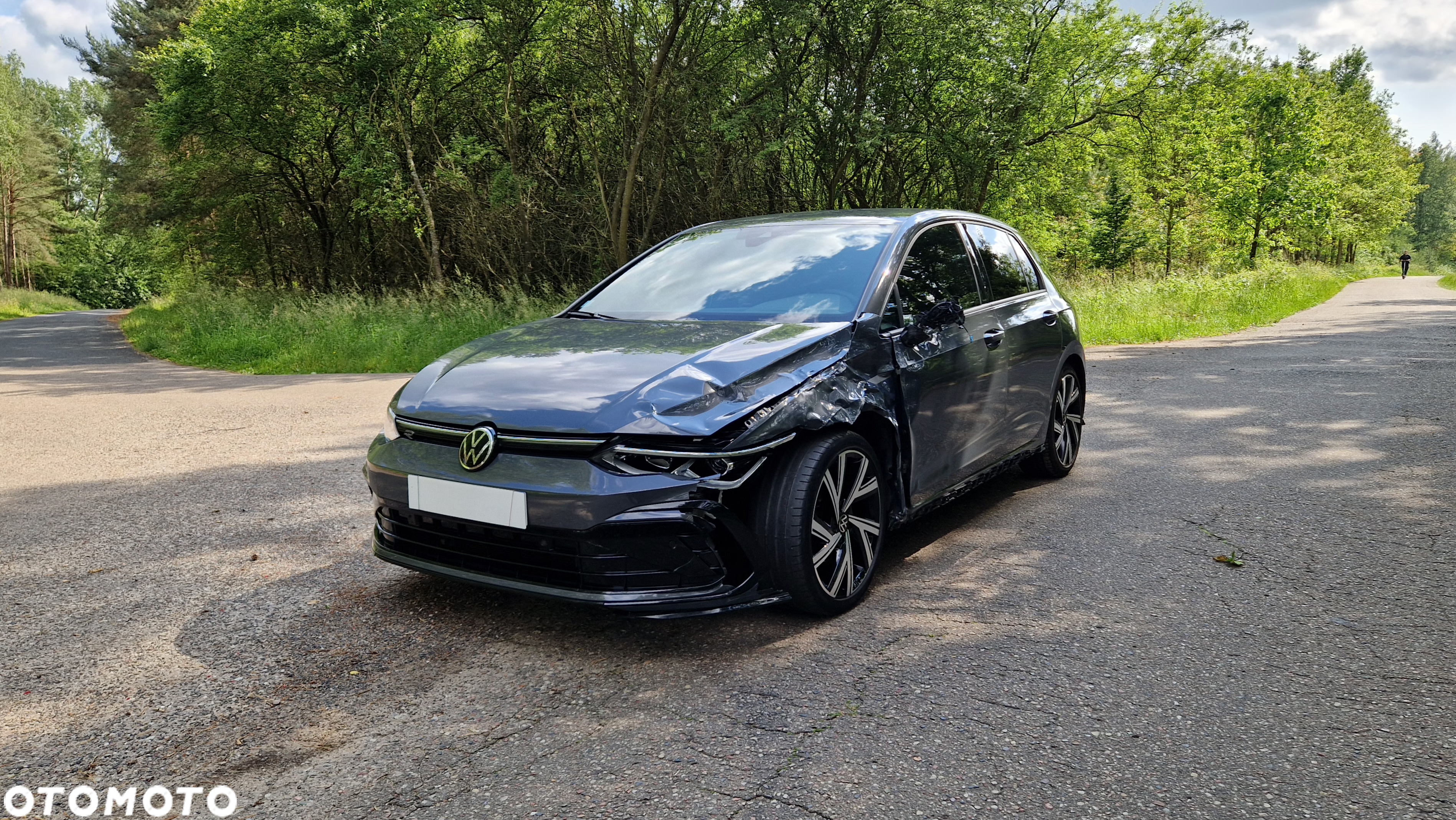 Volkswagen Golf VIII 2.0 TDI R-Line DSG - 4