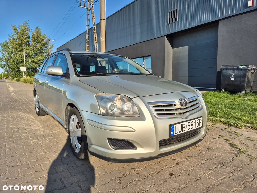Toyota Avensis 2.0 D-4D Luna - 12