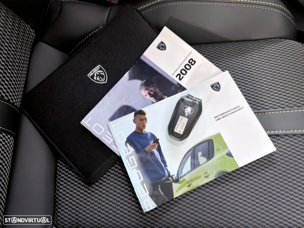 Peugeot e-2008 156 GT Exclusive - 31
