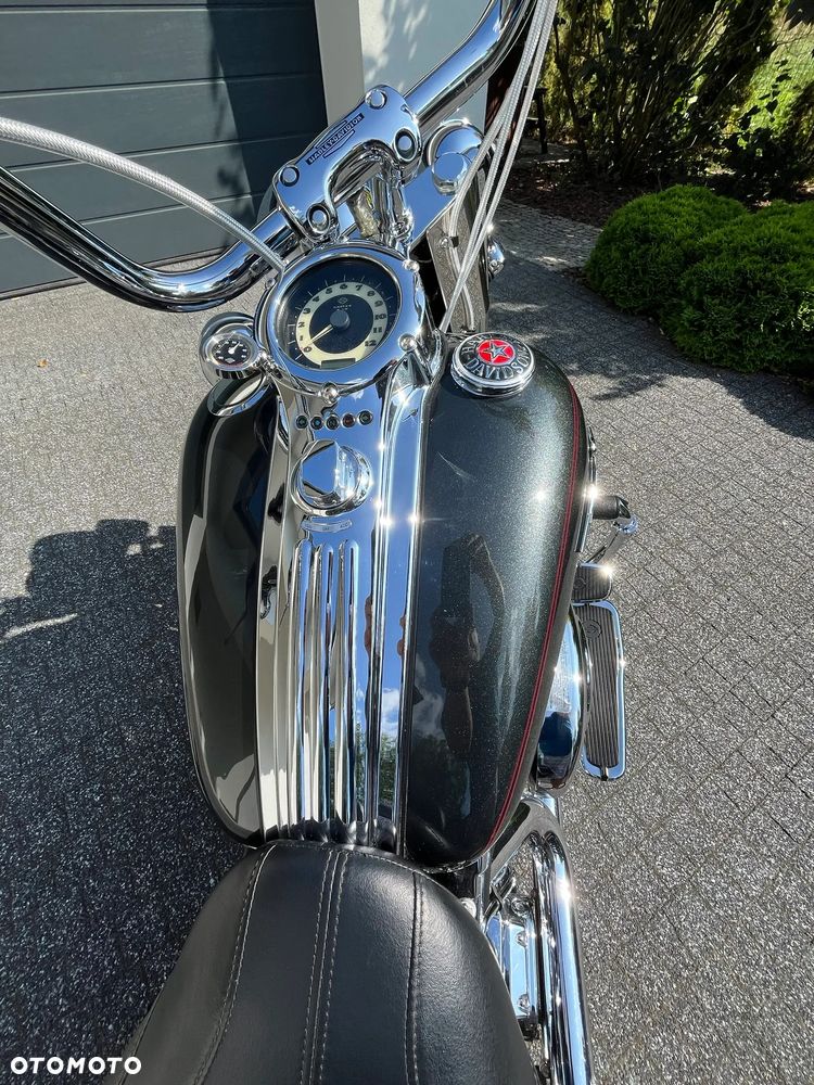 Harley-Davidson Softail Deluxe - 4