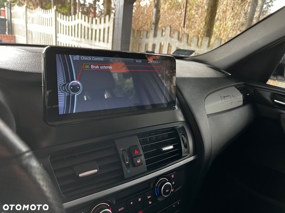 BMW X3 xDrive35i - 11