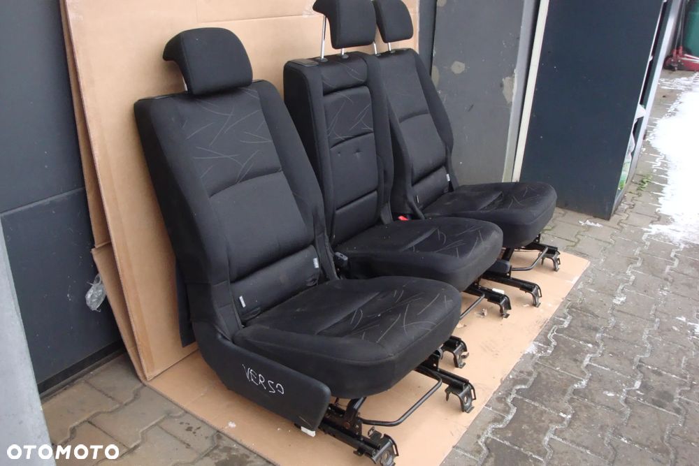 TOYOTA VERSO 09-  fotele przod + tyl wersja 5 osobowa - 3