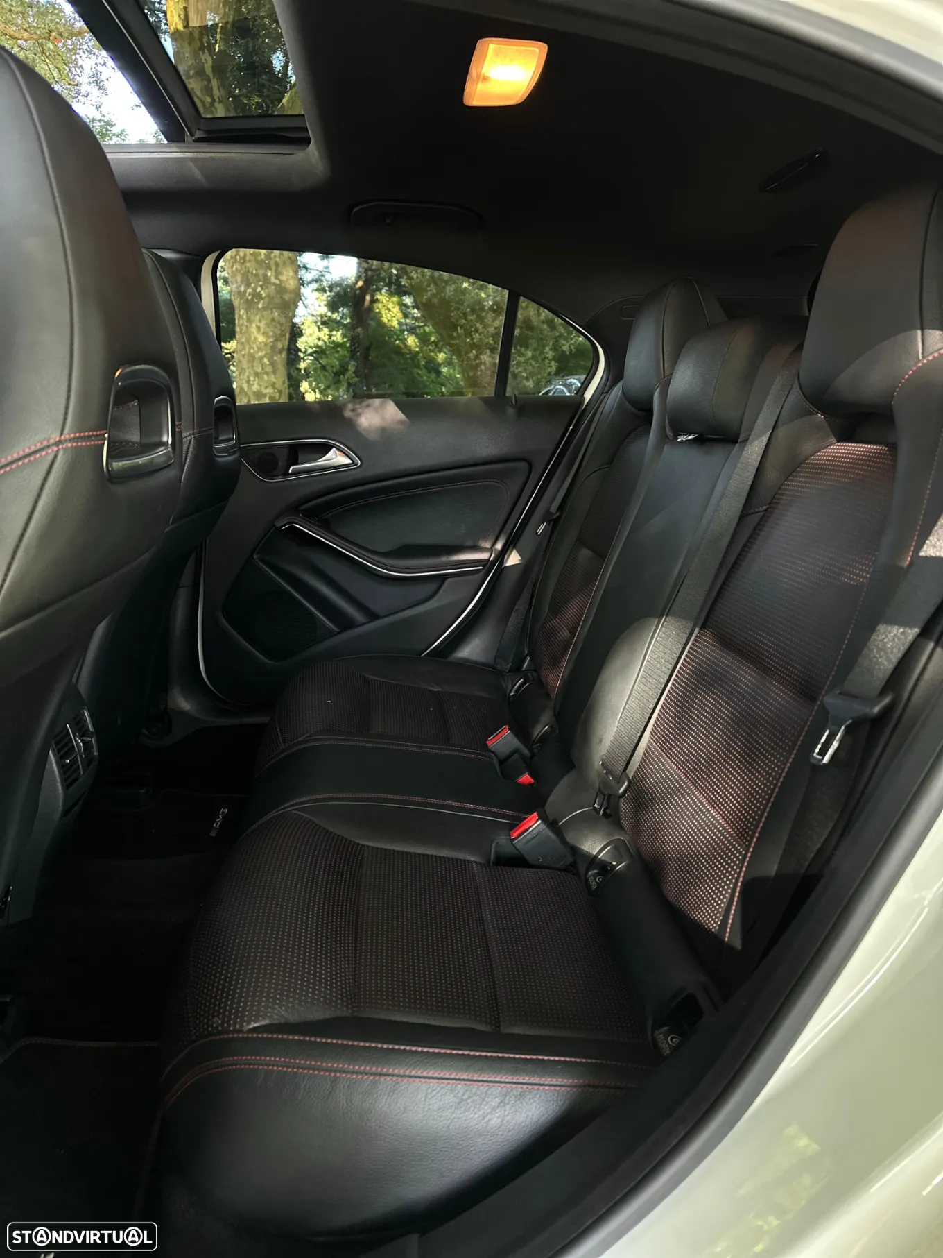 Mercedes-Benz A 180 CDI (BlueEFFICIENCY) AMG Sport - 12