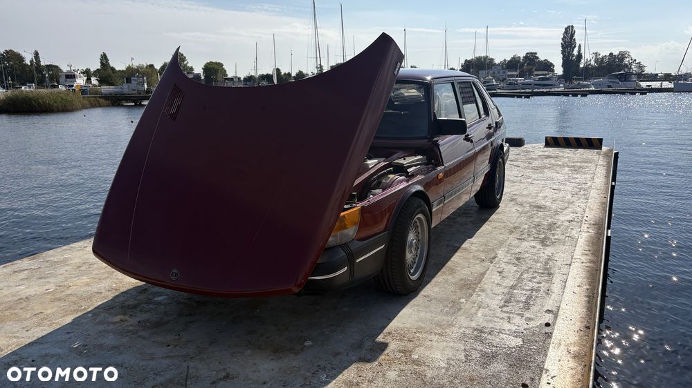 Saab 900 - 10