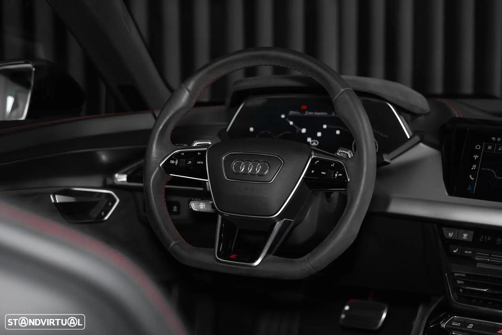 Audi RS e-tron GT quattro - 16