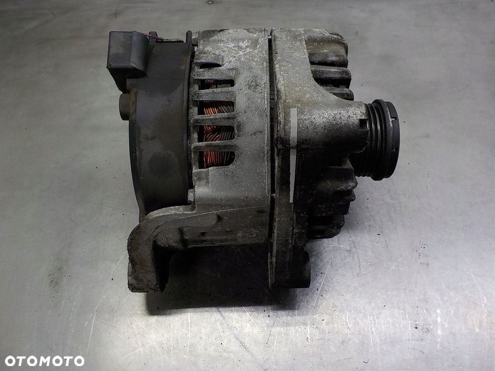 BMW 3 (E90) 2.0 D ALTERNATOR 8507624 2608669D - 2