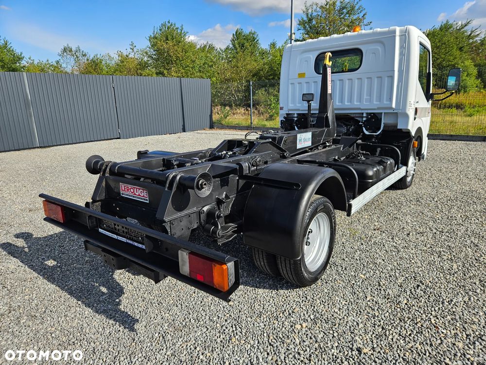 Renault Maxity 2.5 DCI 110KM/ Hakowiec / DMC 3.5T / - 5