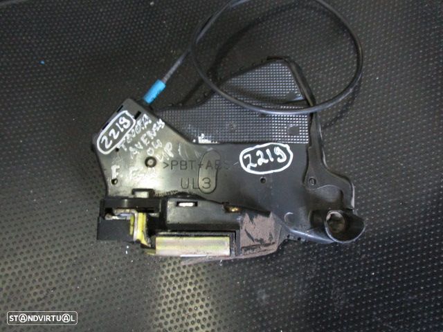Fecho FEC2219 TOYOTA AVENSIS 2004 FE ELETRICO TOYOTA AVENSIS 2004 2.0 D4D 115CV 5P PRETO F ESQ 6 PINOS - 1