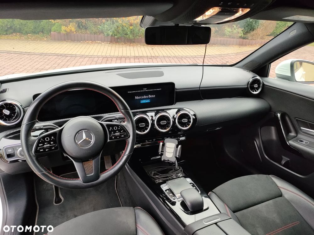 Mercedes-Benz Klasa A 180 d 7G-DCT AMG Line - 11