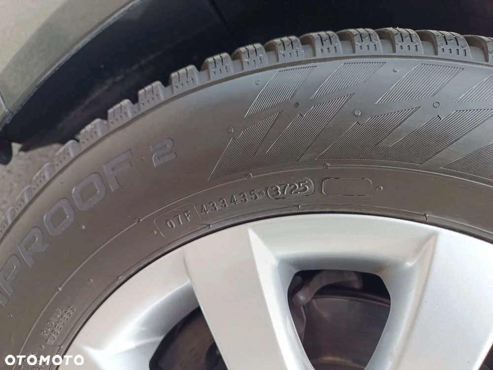 Volkswagen Golf 1.6 Comfortline - 29