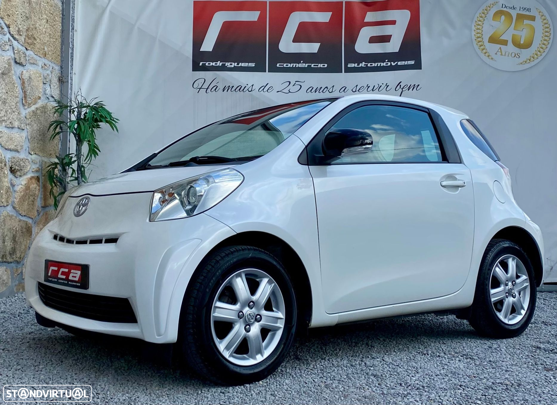 Toyota iQ 1.4 D-4D 2 NAVI+Bluetooth - 26
