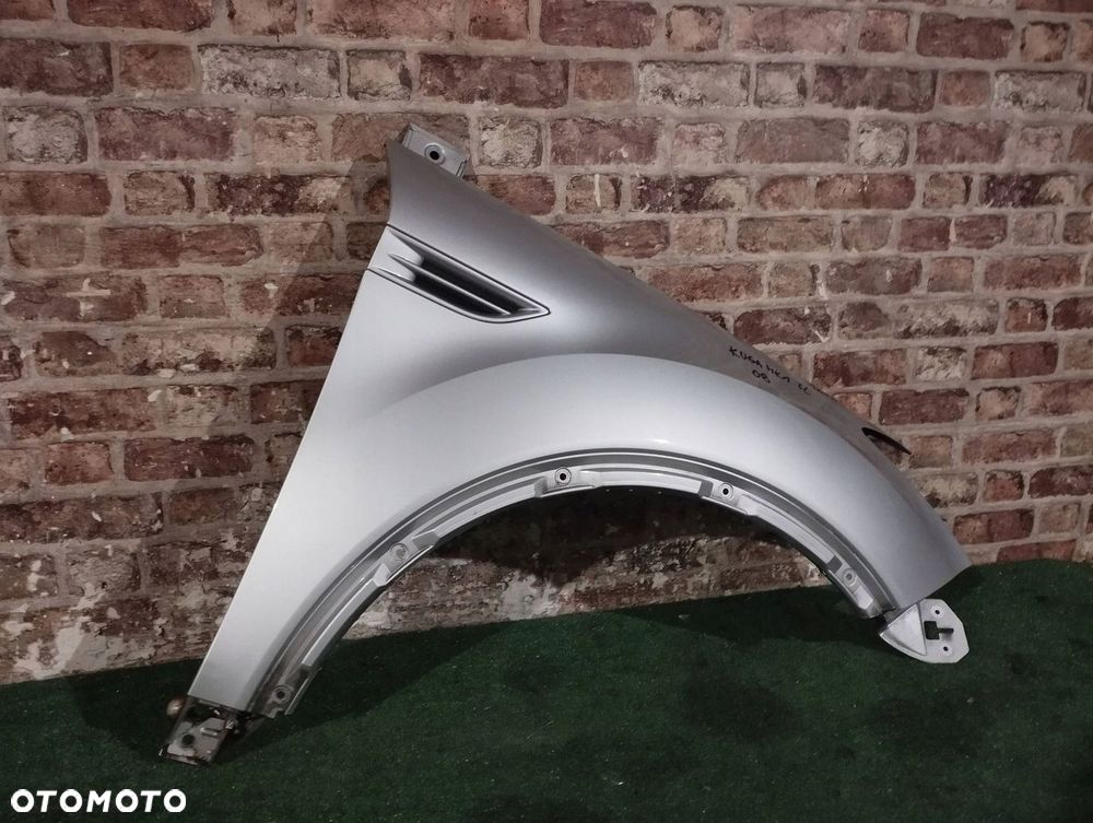 Ford Kuga MK1 08/12 Przód strona prawa Błotnik przedni PRAWY KOD 08 - 3