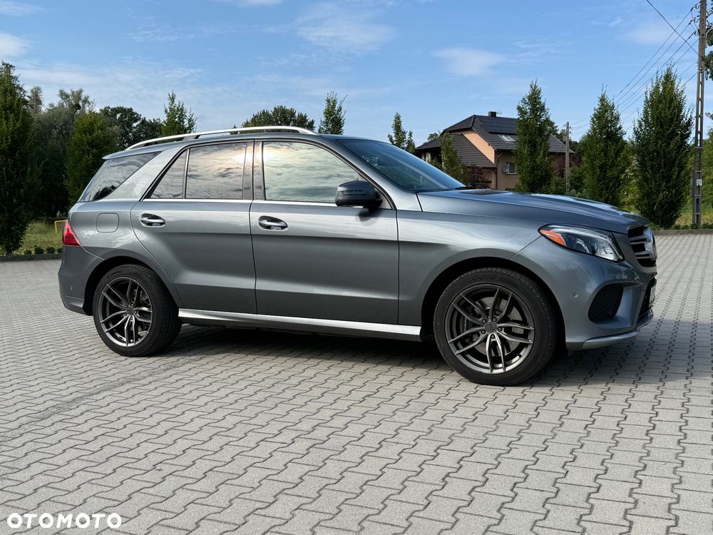 Mercedes-Benz GLE - 14