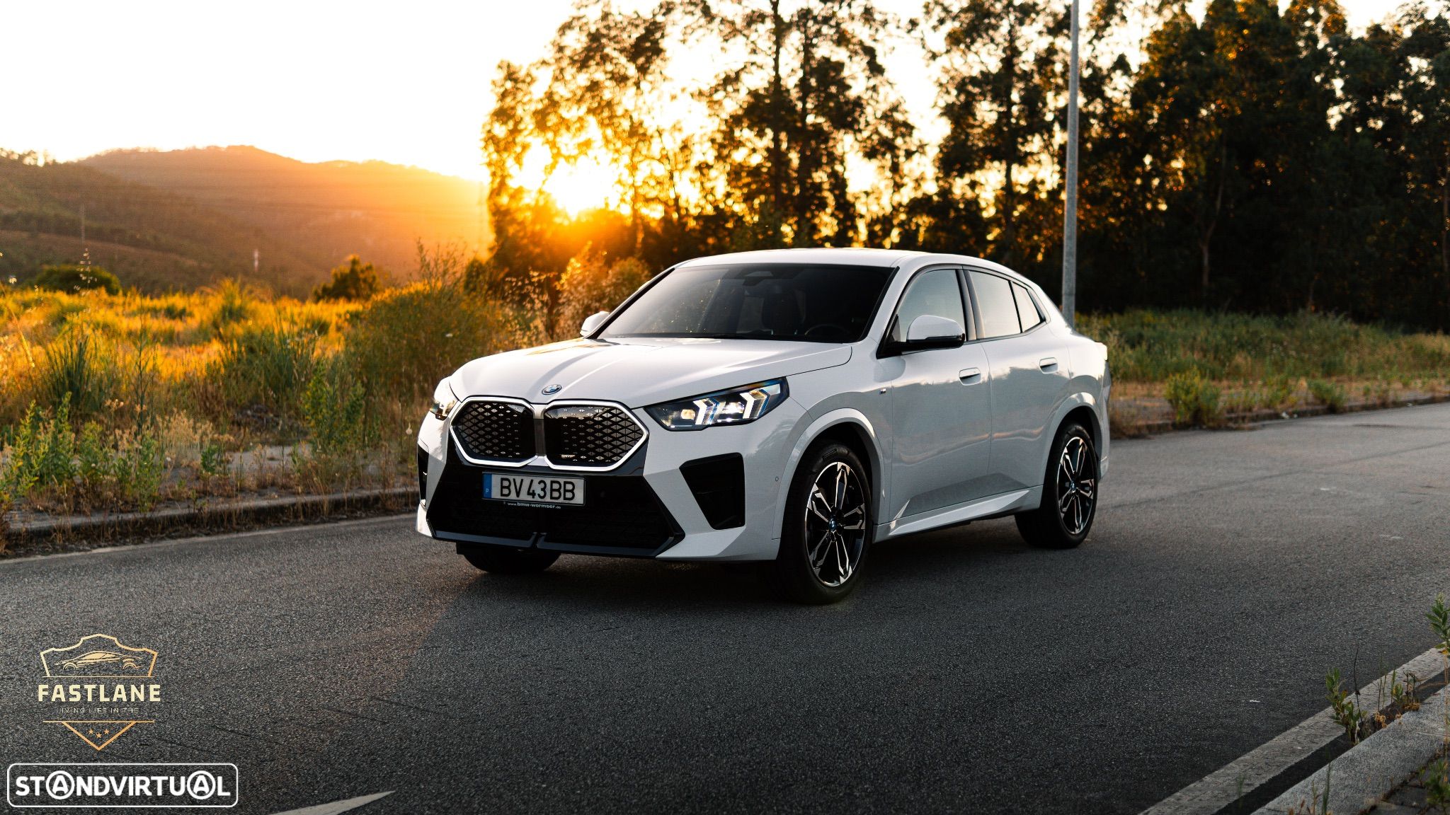 BMW iX2 eDrive20 Pack Desportivo M - 1