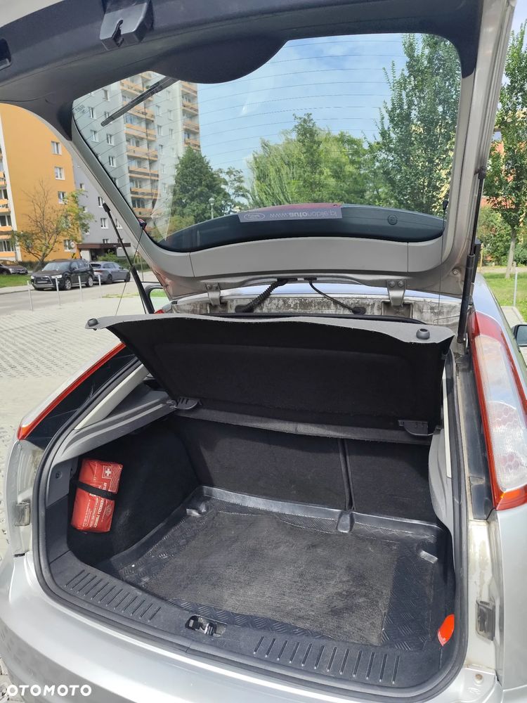 Ford Focus - 8