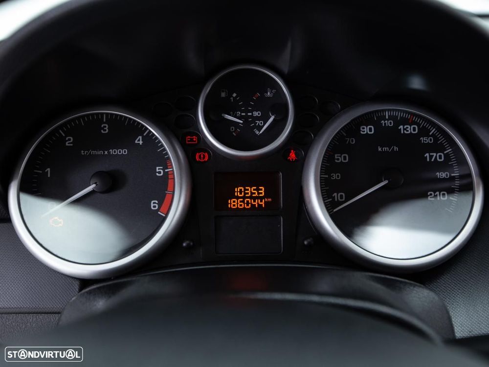 Peugeot 207 Van - 15