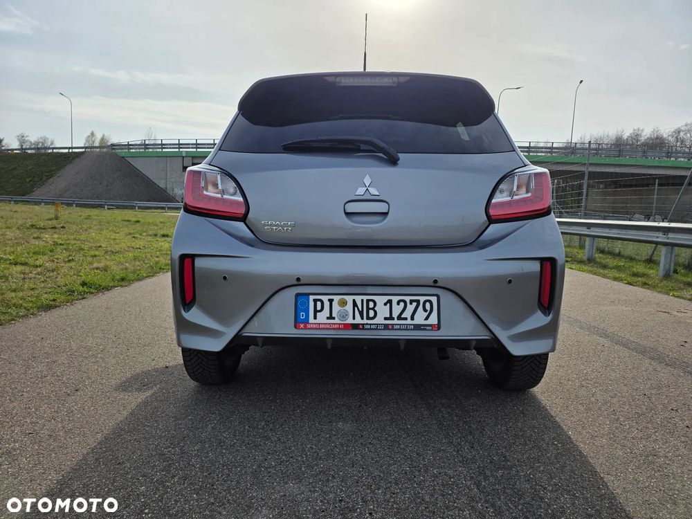 Mitsubishi Space Star AS&G 1.2 Spirit+ Black - 10