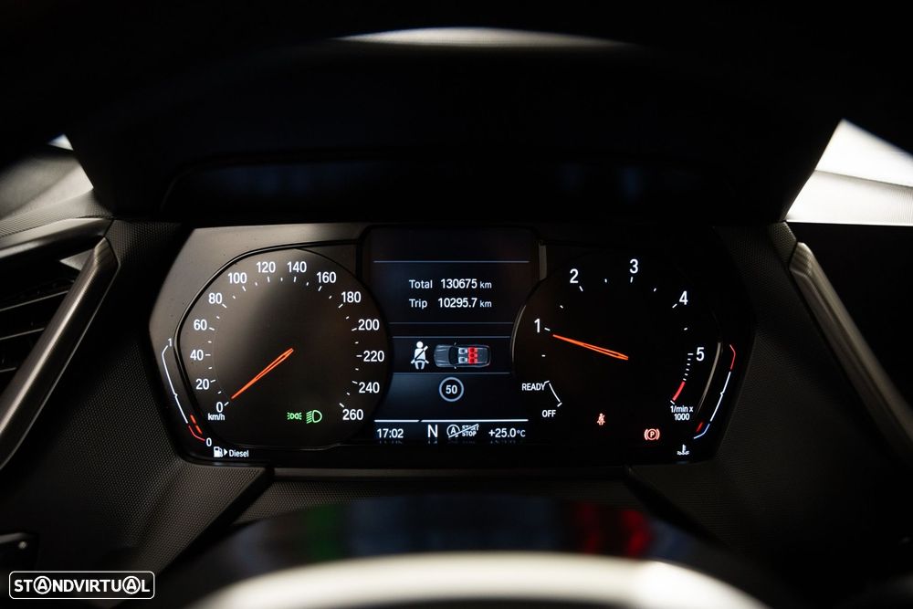 BMW 116 d Corporate Edition M — fotografia 25