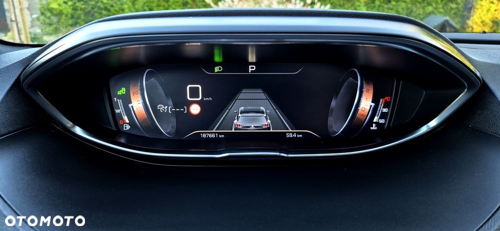 Peugeot 5008 BlueHDi 180 EAT8 GT - 13