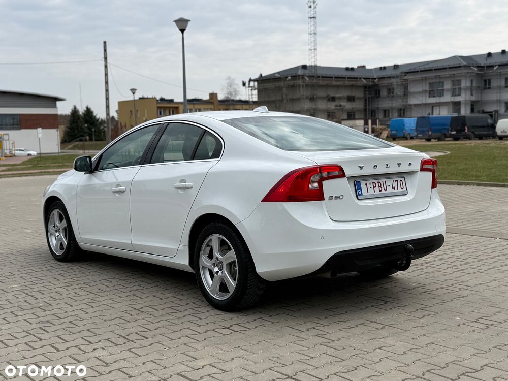 Volvo S60 DRIVe Momentum - 14