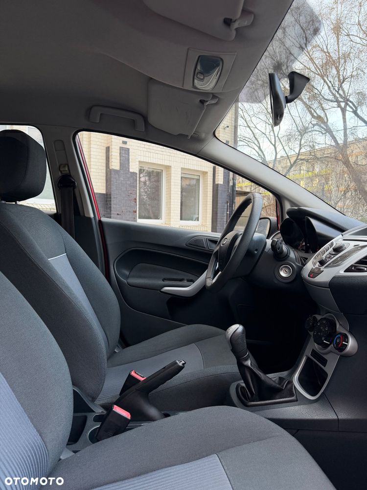 Ford Fiesta 1.25 Trend - 25