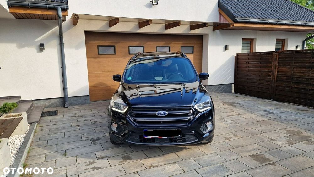 Ford Kuga - 3