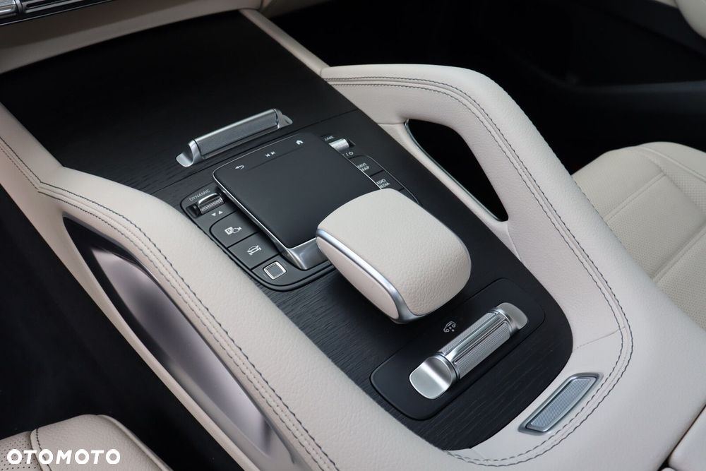 Mercedes-Benz GLE 350 de PHEV 4-Matic AMG Line - 14