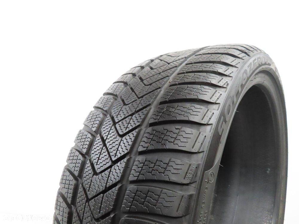 235/35R20 OPONA ZIMOWA Pirelli SottoZero 3 Winter 92W XL - 8