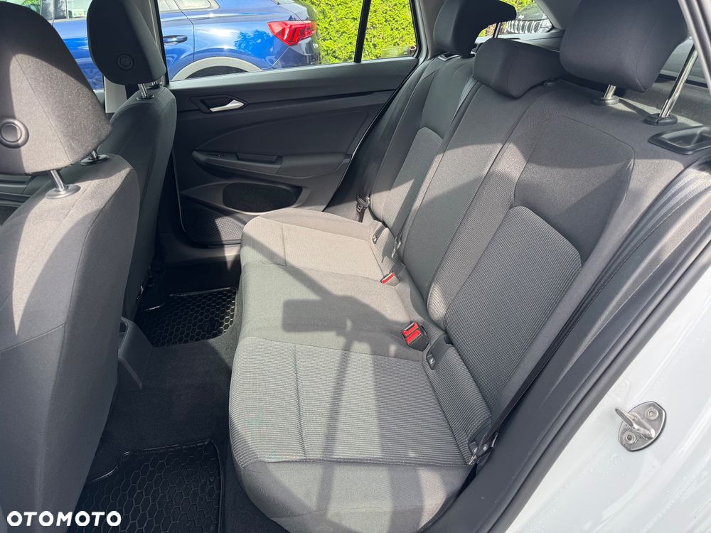 Volkswagen Golf - 21