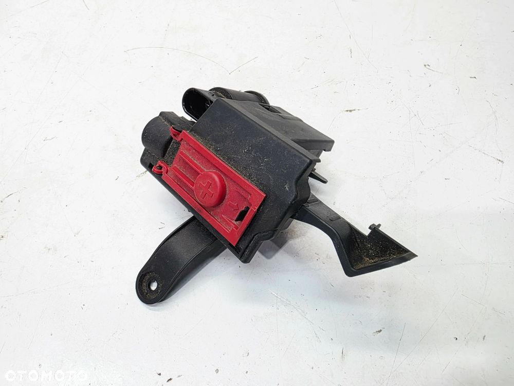 ROZDZIELACZ PRĄDU KLEMA + AUDI A4 B9 A5 8W 8W0941823F - 4