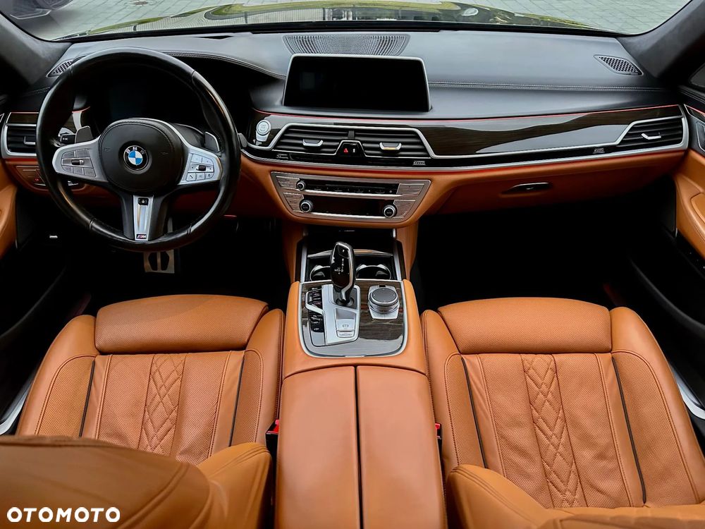 BMW Seria 7 740d xDrive - 27