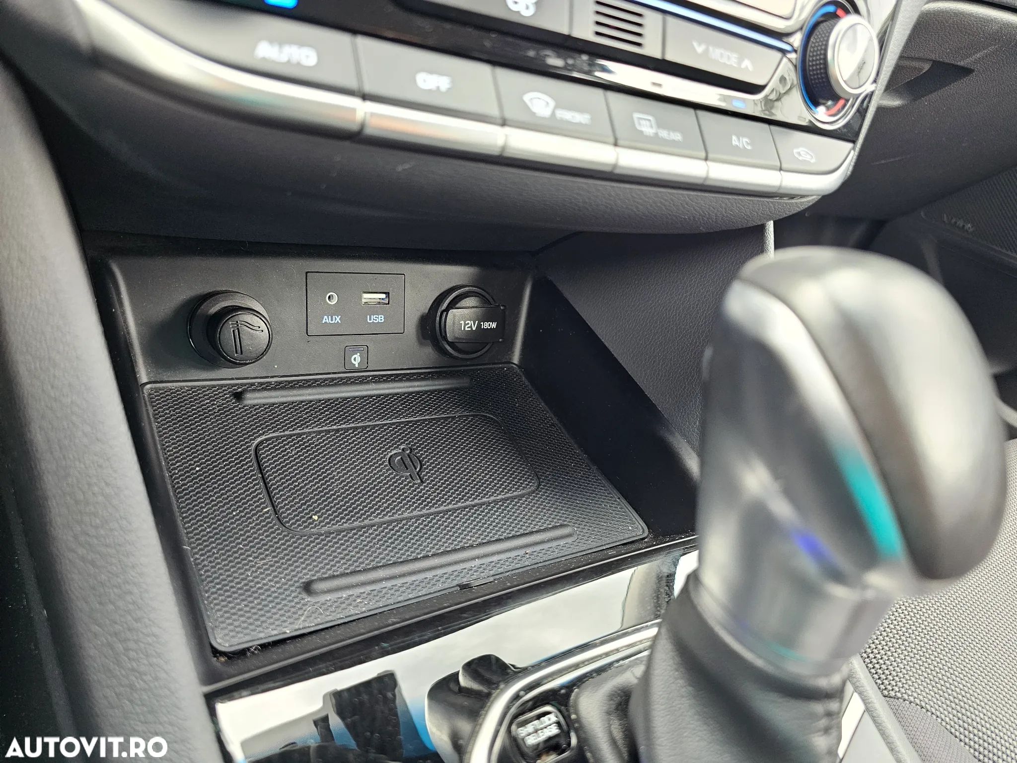Hyundai IONIQ Hybrid 1.6 GDI Style - 27