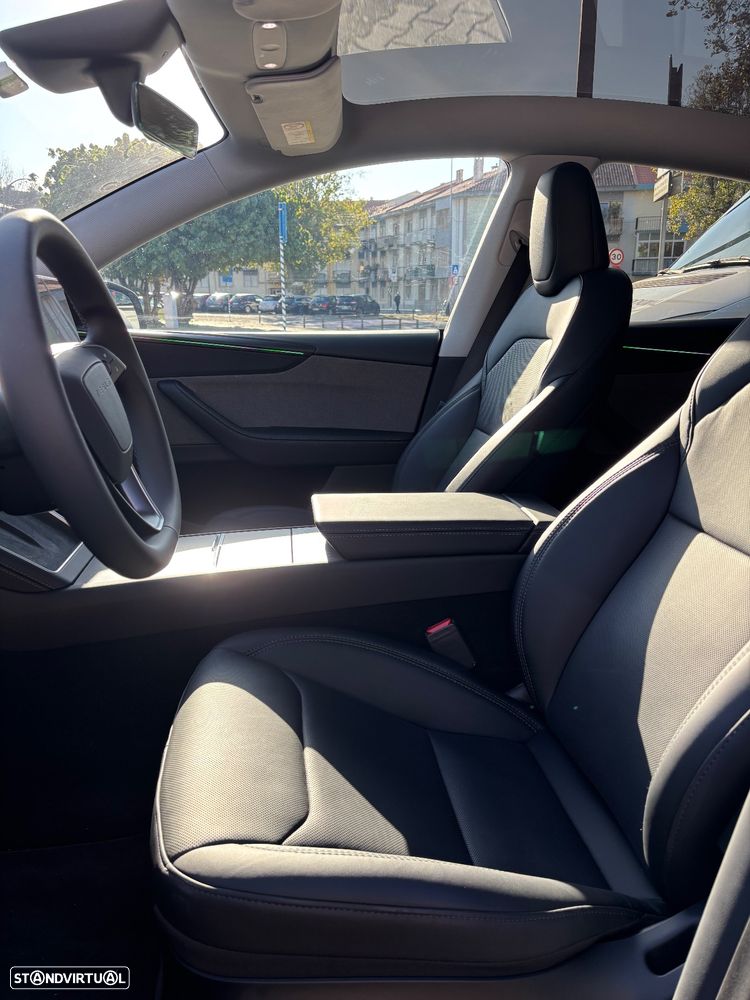 Tesla Model Y Long Range Tração Traseira - 14
