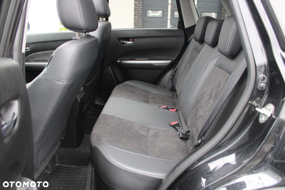 Suzuki Vitara - 25