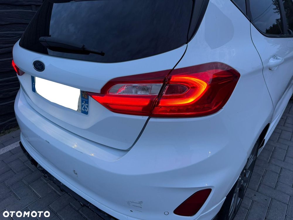 Ford Fiesta - 15