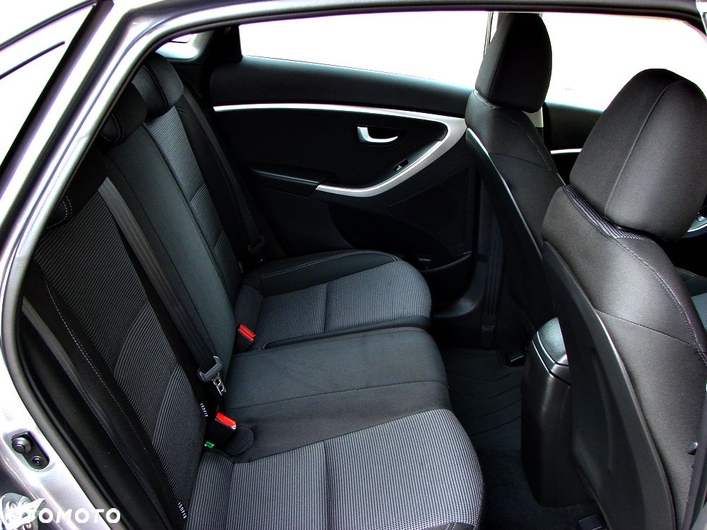 Hyundai i30 1.4 Intro Edition - 8