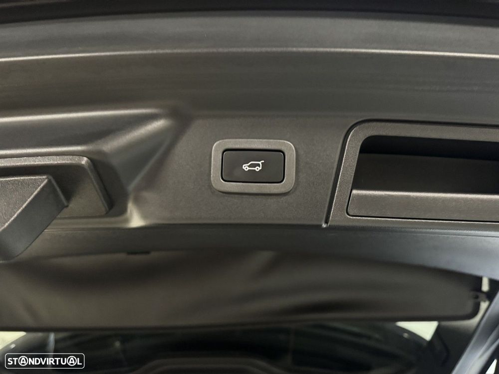 Land Rover Range Rover Velar 2.0 D R-Dynamic S - 47